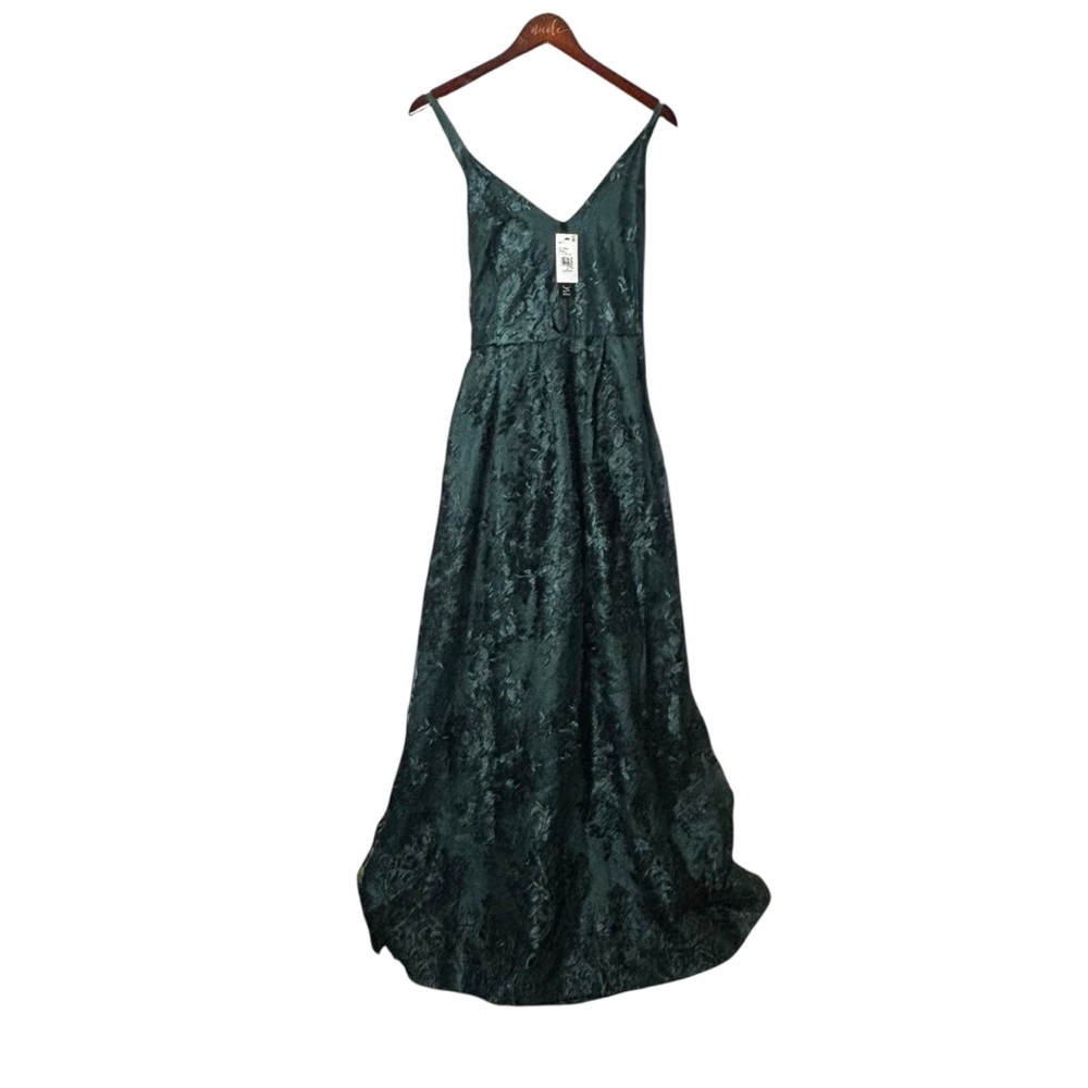 BCX Trendy Plus Size Strappy Embroidered Sleeveless Gown Size 18 - Picture 3 of 6